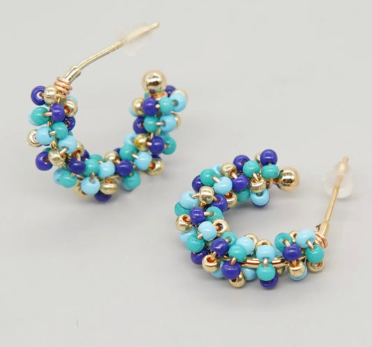 Beaded hoop earrings (small) - Blue/Gold